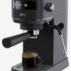 AEG Μηχανή Espresso 1450W Πίεσης 15bar Μαύρη EC6-1-6BST