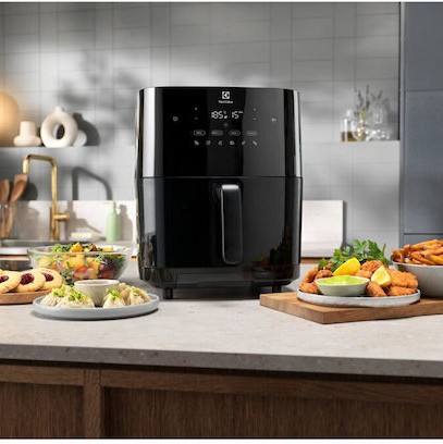 Electrolux Air Fryer 7lt Μαύρο EAF7SB