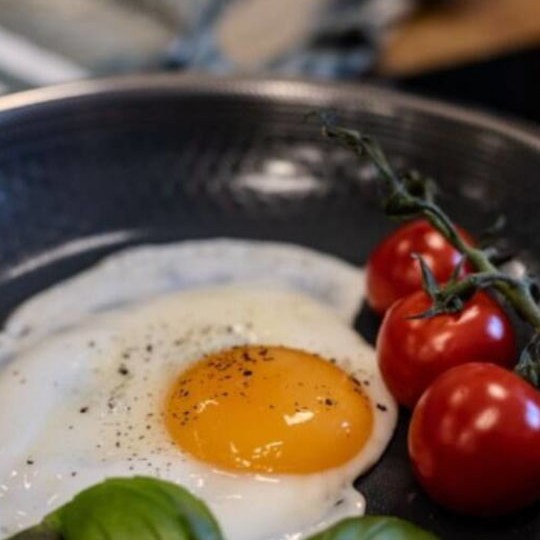 Kohersen Τηγάνι από Ανοξείδωτο Ατσάλι Με Καπάκι με Κεραμική Επίστρωση 24cm