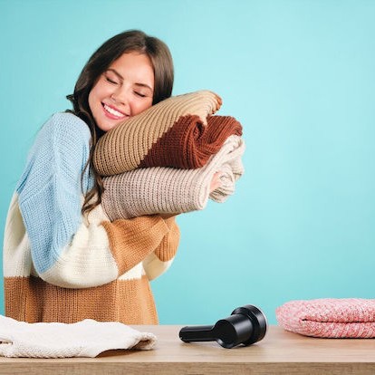 Eldom Επαναφορτιζόμενος Αποχνουδωτής Μαύρος