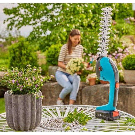 Gardena Powercut 20/18V P4A Μπορντουροψάλιδο Μπαταρίας με Μήκος Λάμας 20cm Solo