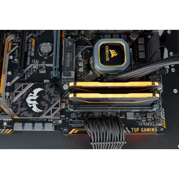 Corsair Vengeance RGB Pro DDR4 32GB RAM με 2x16GB Modules και Ταχύτητα 3200 για Desktop