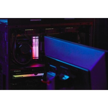 Kingston FURY Beast RGB DDR5 64GB RAM με 2x32GB Modules και Ταχύτητα 6000 για Desktop