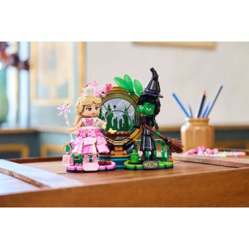 Lego Wicked Elphaba & Glinda Figures για 10+ Ετών 558τμχ