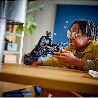 Lego DC Super Heroes Batman Construction Figure για 12+ Ετών 713τμχ