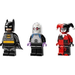Lego DC Super Heroes Batman Vs Harley Quinn And Mr. Freeze για 8+ Ετών