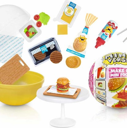 MGA Entertainment Παιχνίδι Μινιατούρα Miniverse Food - Make It Mini Diner Dinner για 8+ Ετών (Διάφορα Σχέδια) 1τμχ