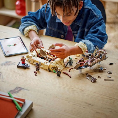 Lego Star Wars Desert Skiff & Sarlacc Pit Set για 9+ Ετών 558τμχ