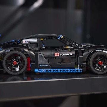 Lego Technic Porsche GT4 e-Performance Race Car για 8+ Ετών 834τμχ