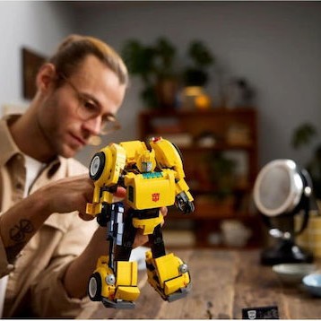 Lego Creator Transformers Bumblebee για 18+ Ετών 950τμχ