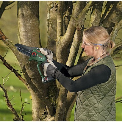 Bosch Κλαδευτικό Αλυσοπρίονο Μπαταρίας 1x2.5Ah 18V 1.7kg με Λάμα 15cm