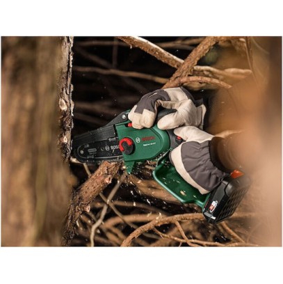 Bosch Κλαδευτικό Αλυσοπρίονο Μπαταρίας Solo Brushless 18V 1.3kg με Λάμα 15cm