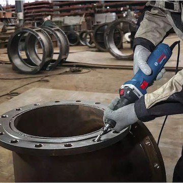 Bosch Ευθύς Λειαντήρας 750W