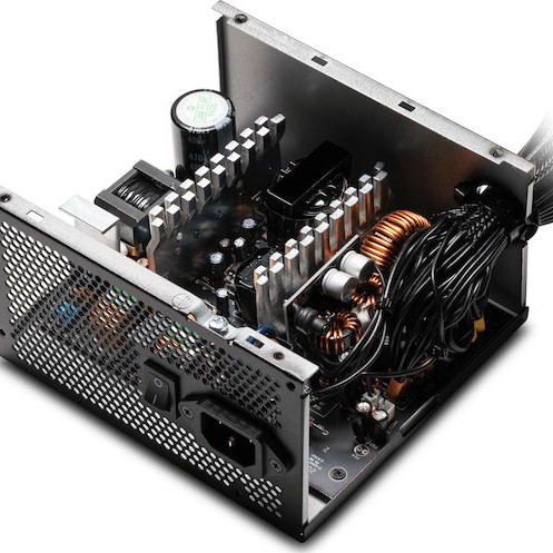 Adata XPG PYLON 550W Μαύρο Τροφοδοτικό Υπολογιστή Full Wired 80 Plus Bronze