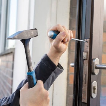 Bosch Σφυρί 500gr με Πλαστική Λαβή 1600A016BT