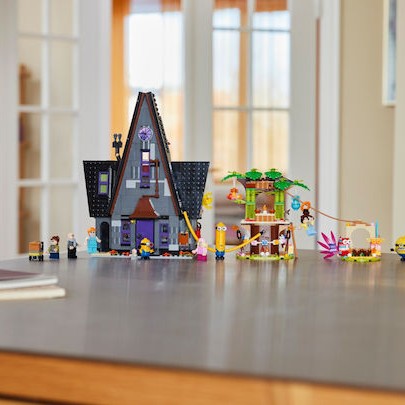 Lego Minions Gru's Family Mansion για 8+ Ετών 868τμχ