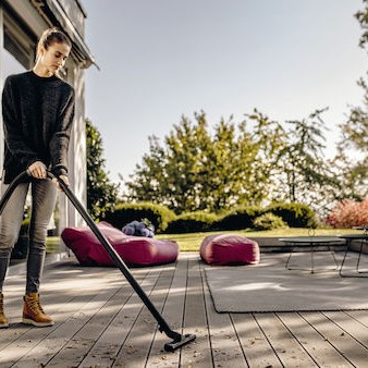 Karcher WD 4 S V-20/5/22 Σκούπα Υγρών / Στερεών 1000W με Πλαστικό Κάδο 20lt