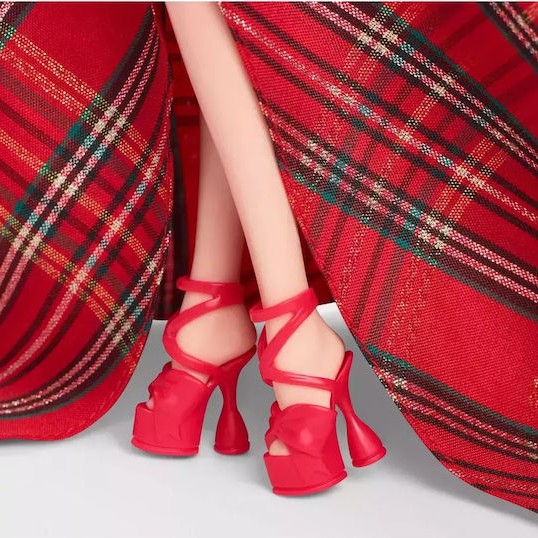 Barbie Holiday 2024 Κούκλα για 6+ Ετών 25εκ.